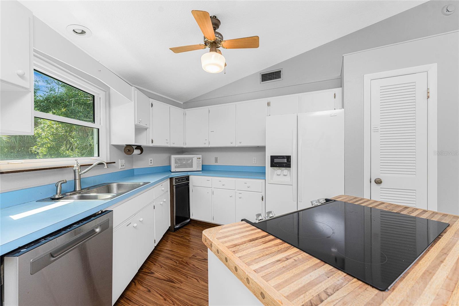 Image 15 of 60 For 6341 Biggs Street