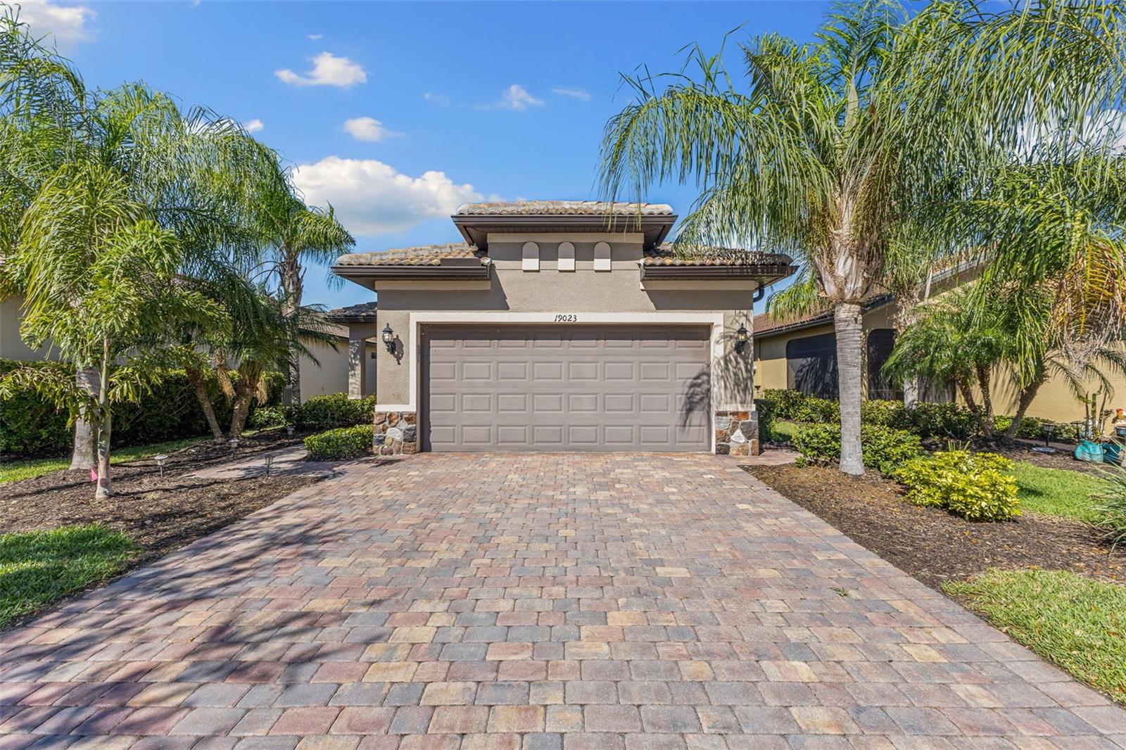 Details for 19023 Mangieri Street, VENICE, FL 34293