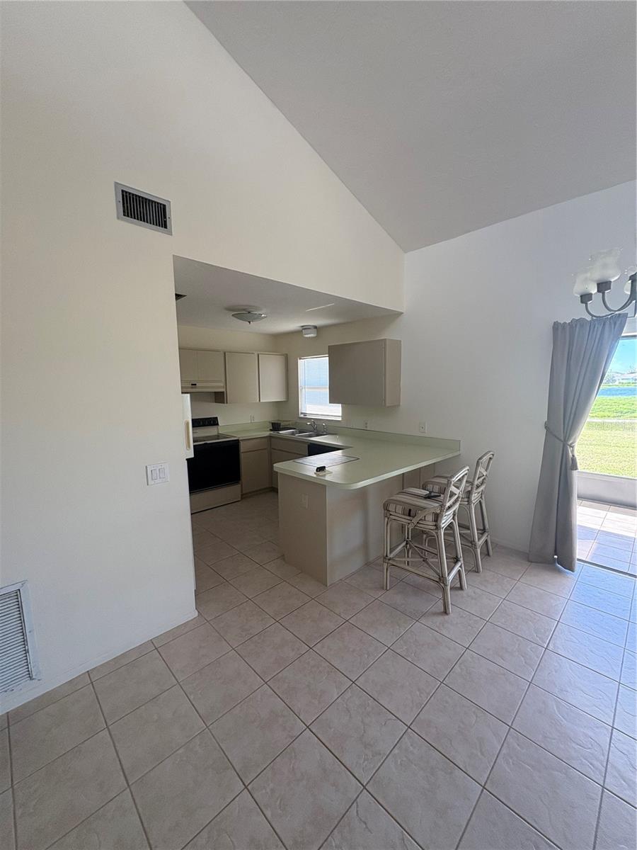 Image 11 of 19 For 20 Pebble Beach Road