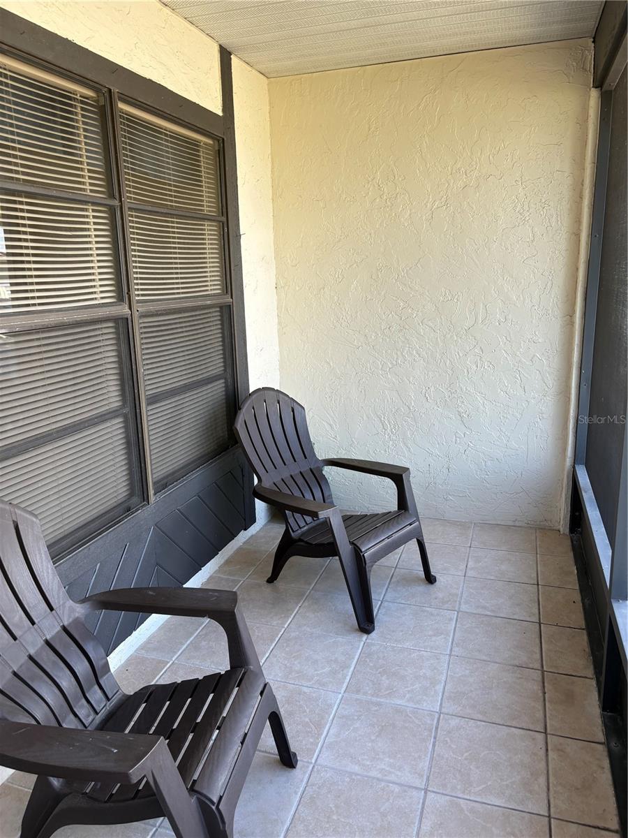 Image 4 of 19 For 20 Pebble Beach Road