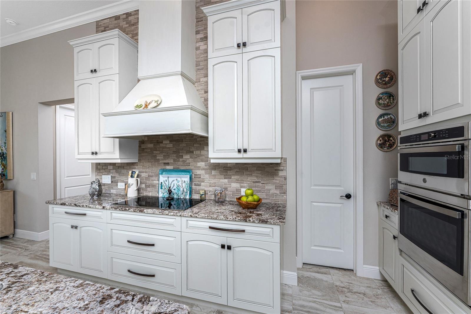 Image 16 of 70 For 257 Corelli Drive