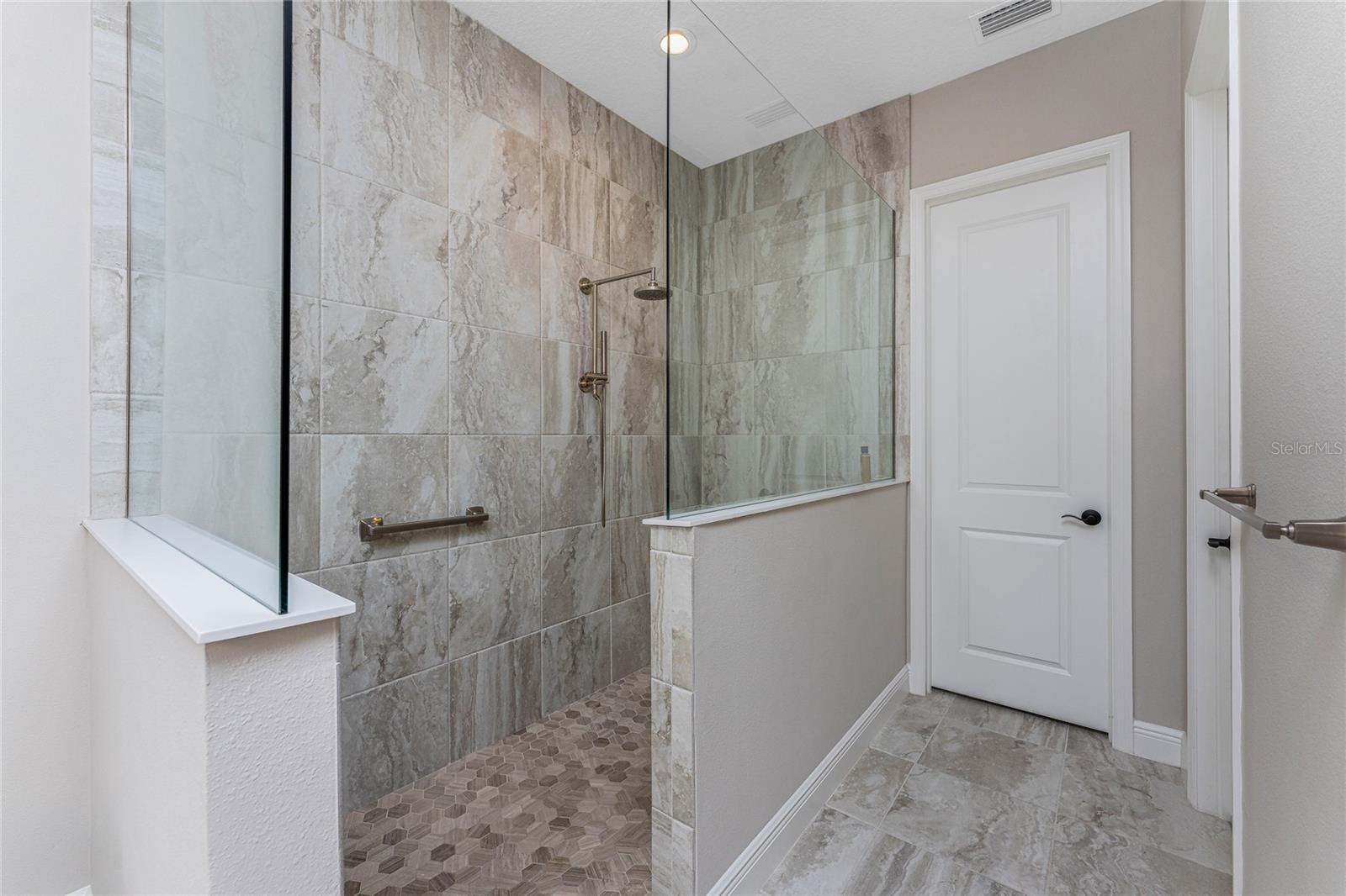 Image 45 of 70 For 257 Corelli Drive