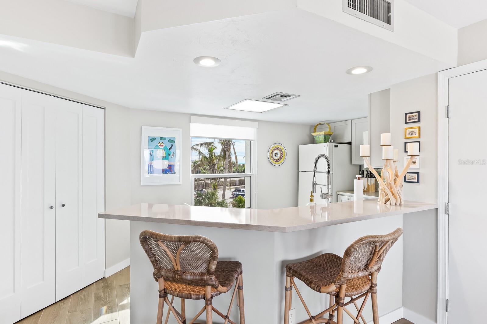 Image 5 of 33 For 5000 Gasparilla Road Dc307