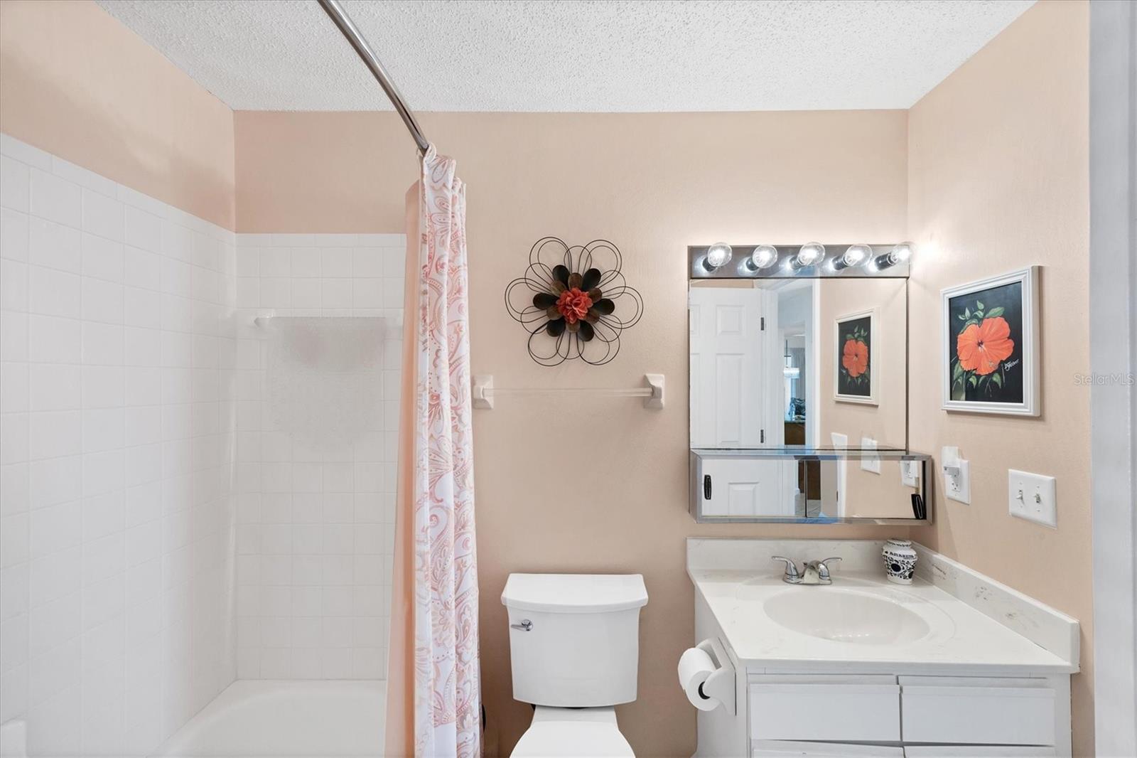 Image 30 of 37 For 1750 Lake Place 1750-b