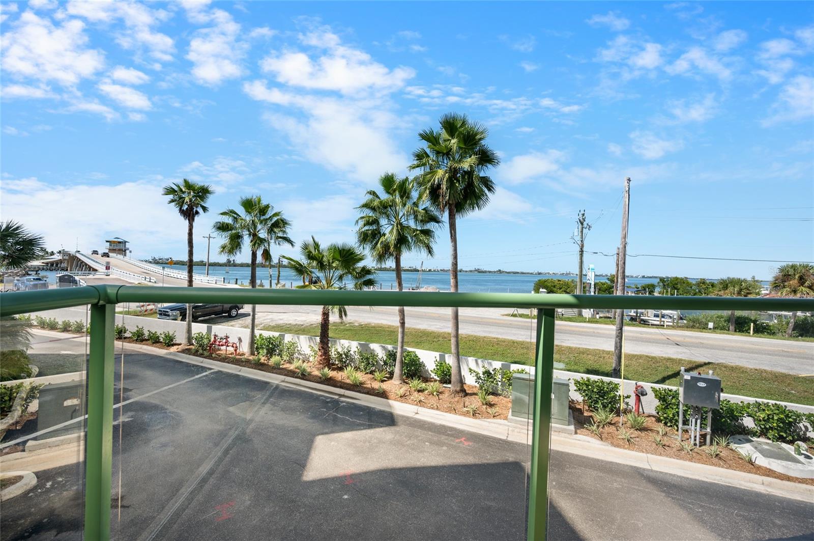 Image 12 of 50 For 1375 Beach Road 112