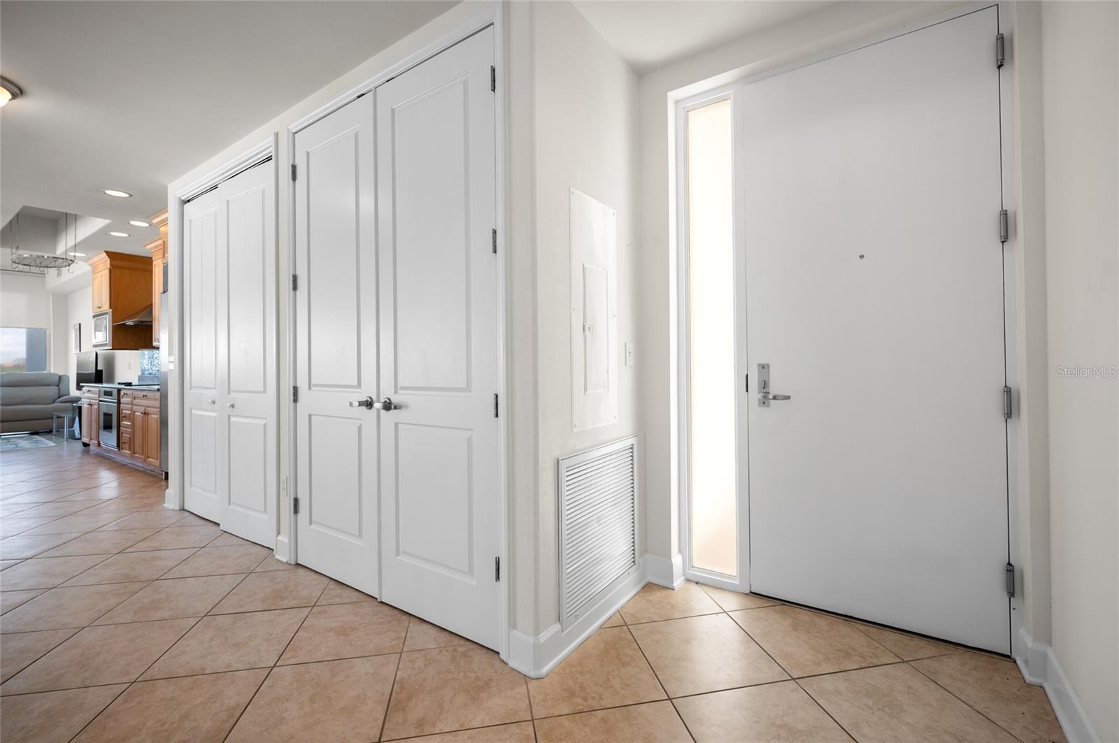 Image 3 of 50 For 1375 Beach Road 112