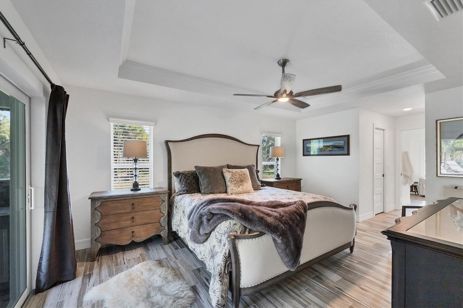 Image 20 of 45 For 27 Par View Place