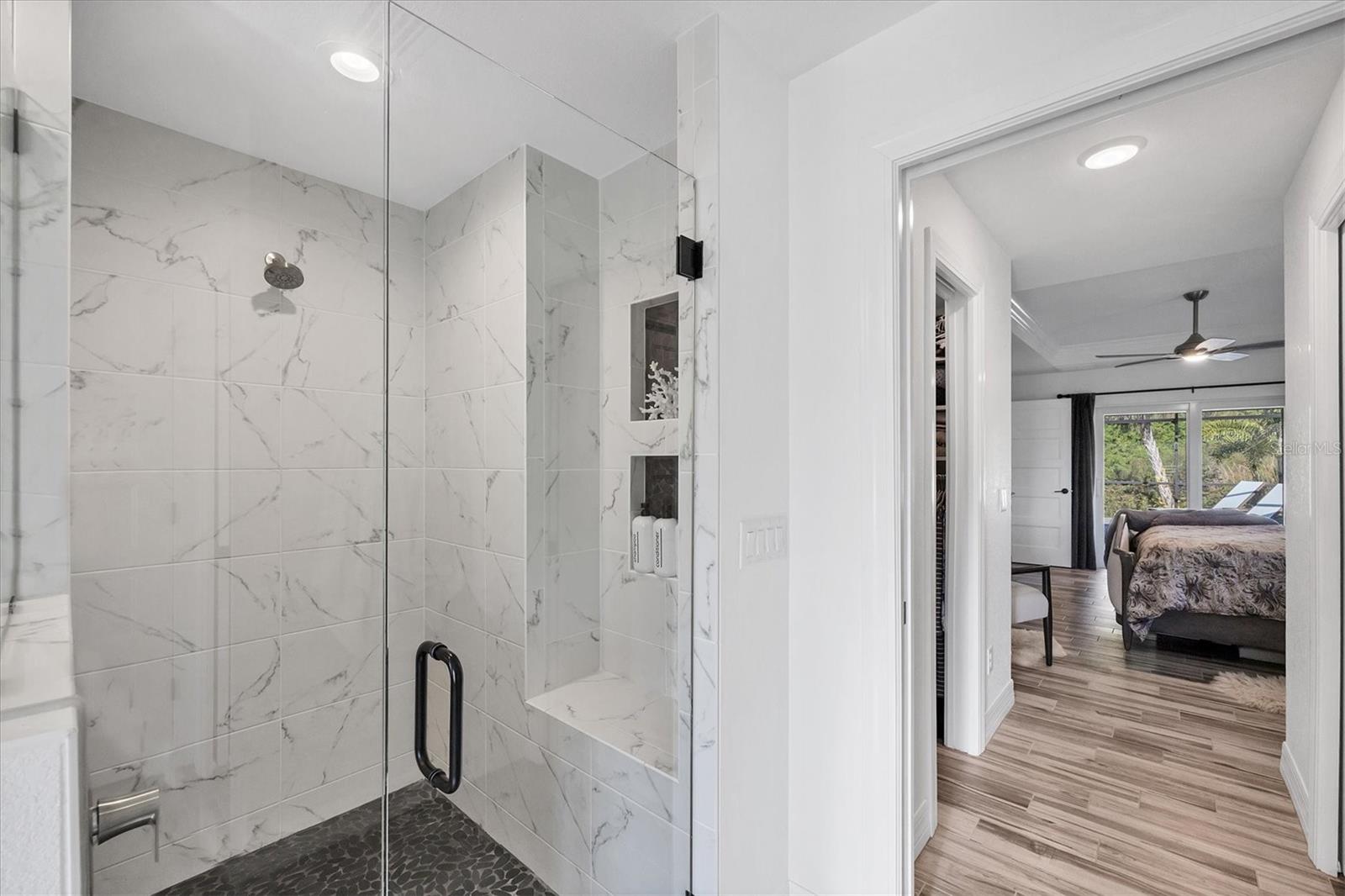 Image 25 of 45 For 27 Par View Place