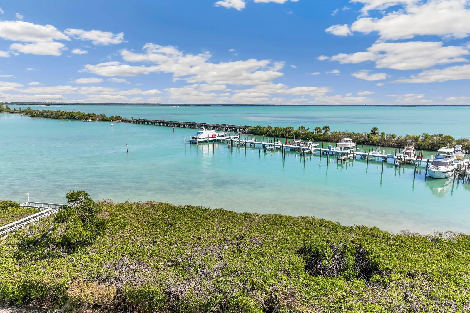 Image 17 of 38 For 5856 Gasparilla Road Mv26