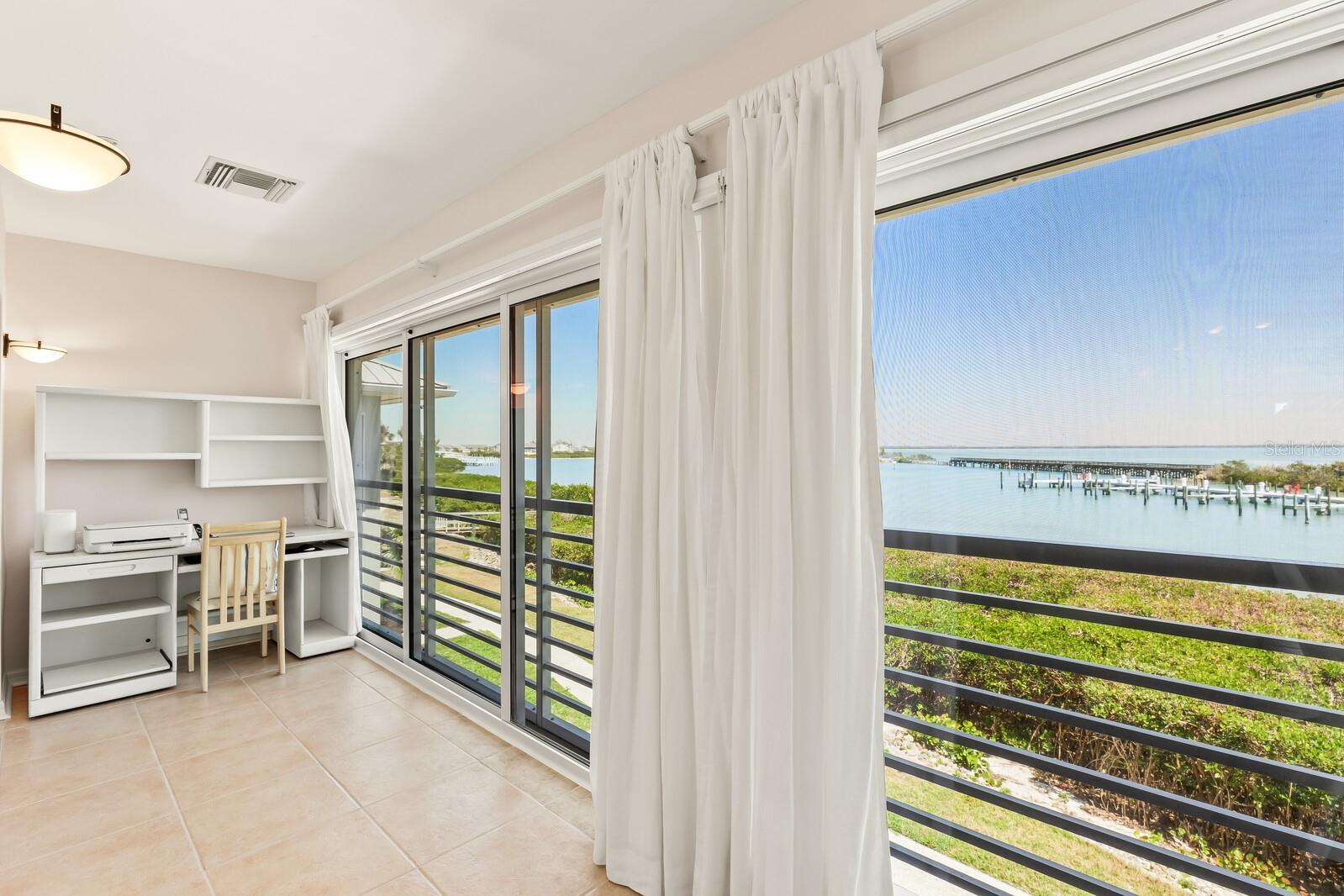 Image 6 of 38 For 5856 Gasparilla Road Mv26