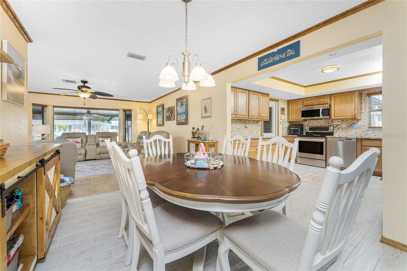 Image 18 of 78 For 3 Oakland Hills Court