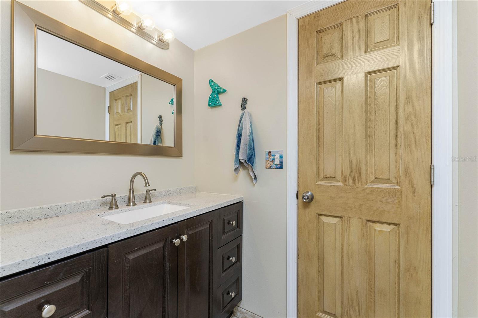 Image 30 of 78 For 3 Oakland Hills Court