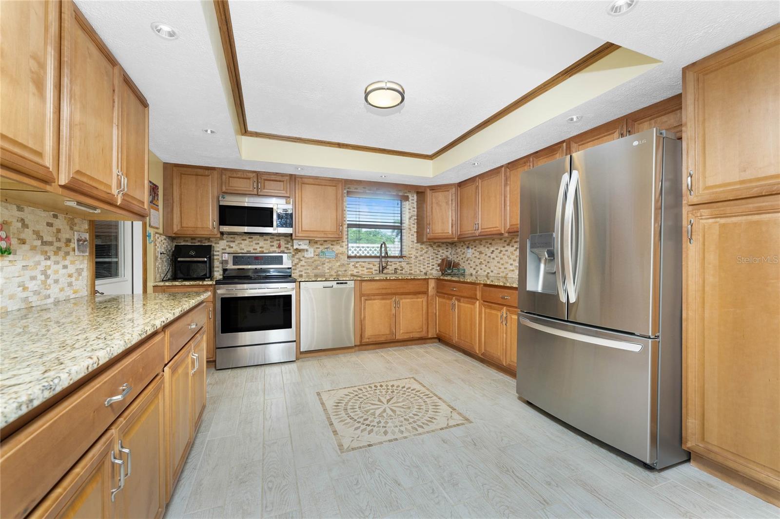 Image 6 of 78 For 3 Oakland Hills Court