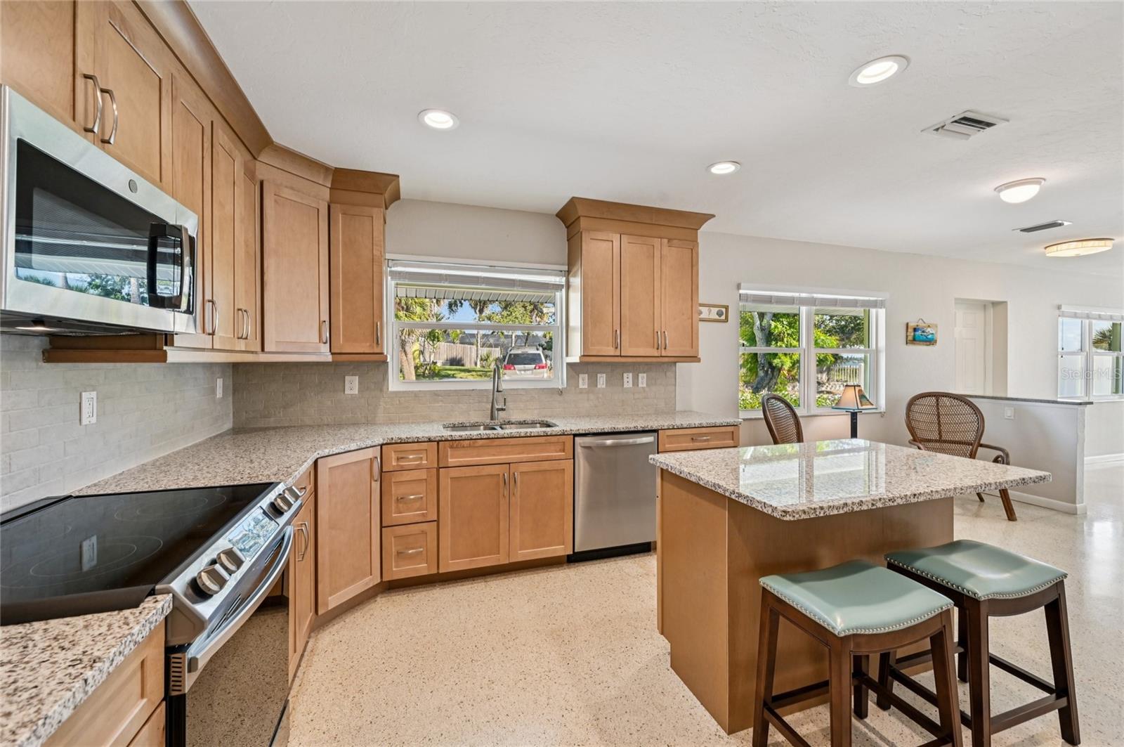 Image 17 of 65 For 6027 Manasota Key Road