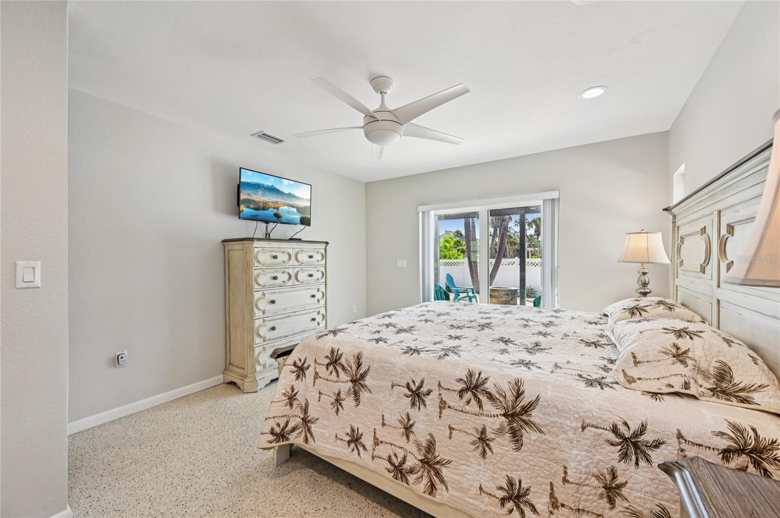 Image 21 of 65 For 6027 Manasota Key Road