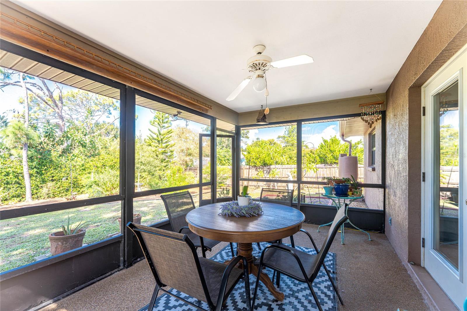 Image 34 of 61 For 660 Broadway Street