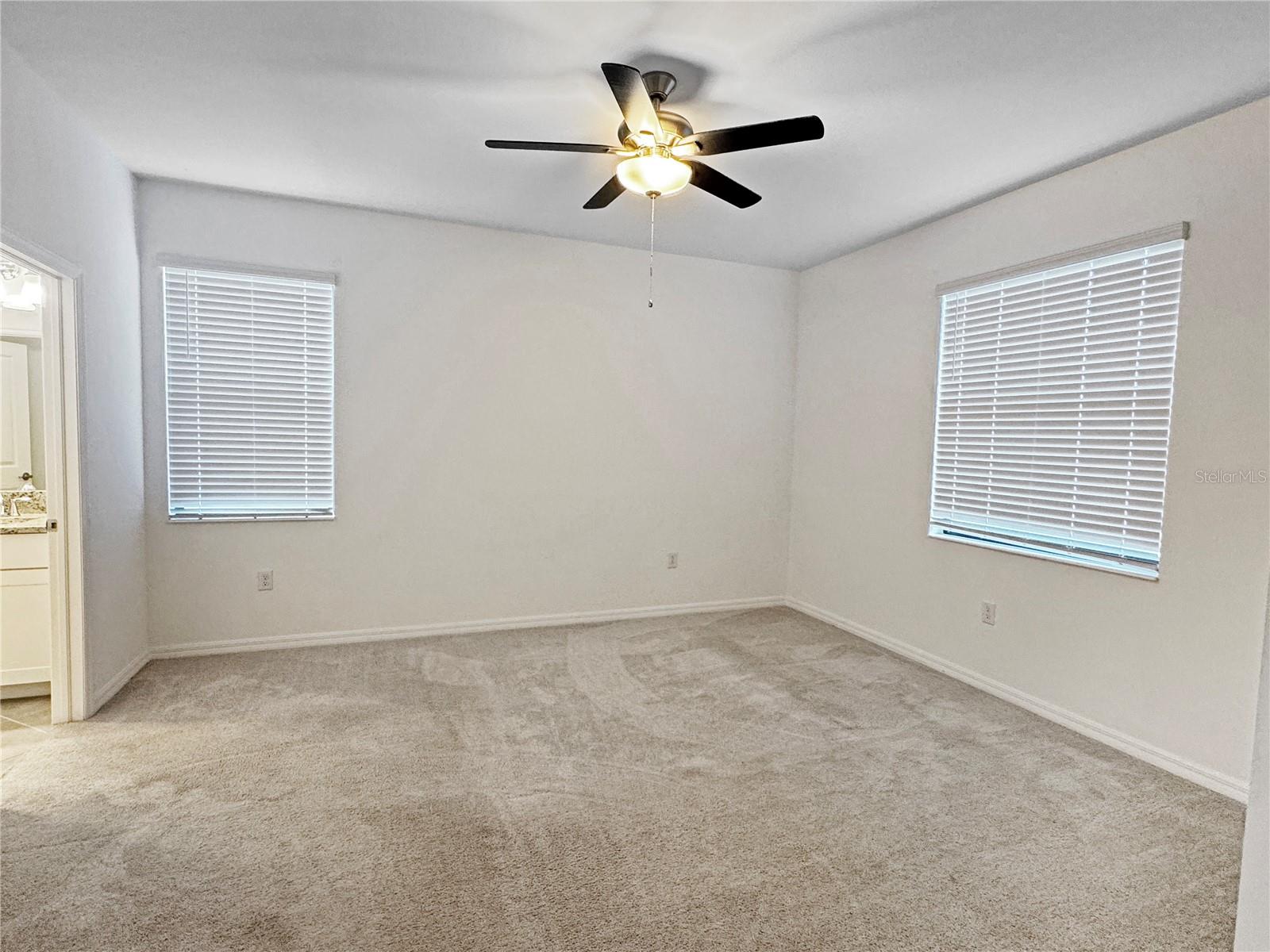 Image 12 of 32 For 15968 Honeysuckle Street