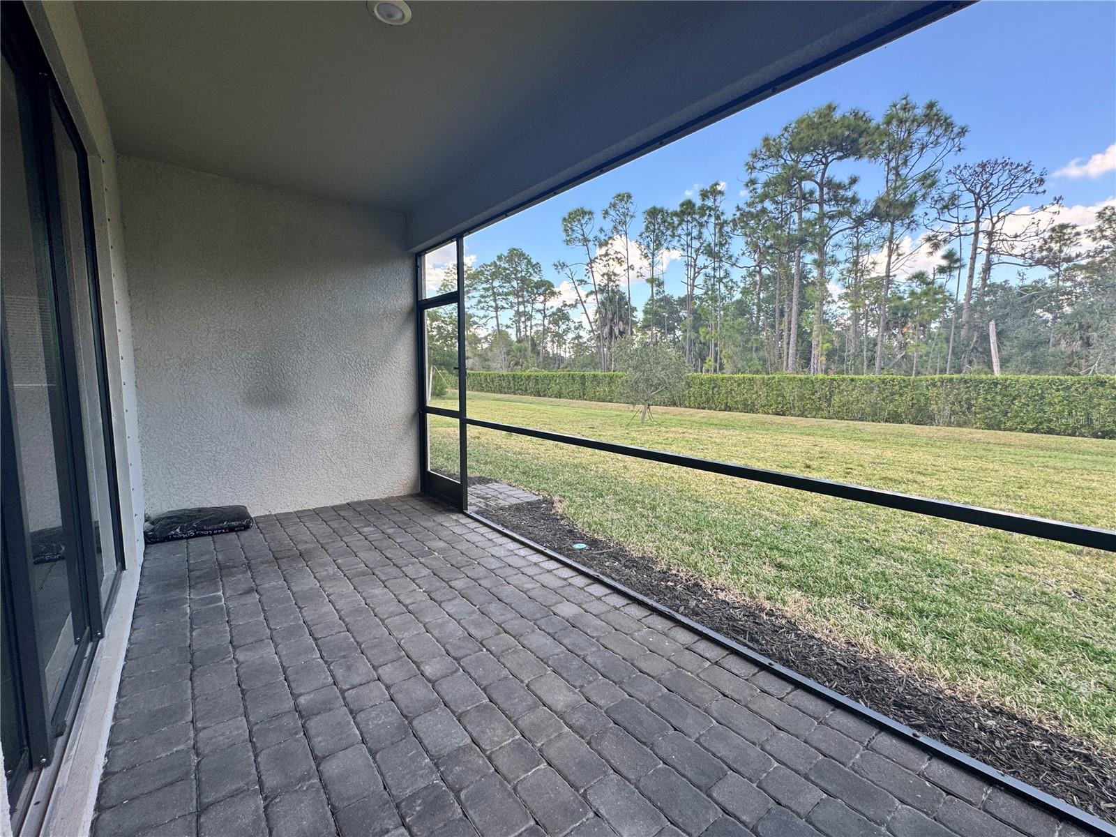 Image 2 of 32 For 15968 Honeysuckle Street