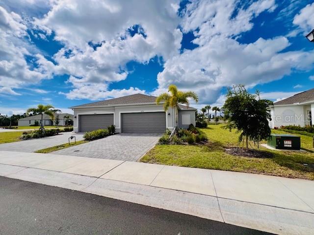 Image 3 of 31 For 8794 Saint Kitts Circle