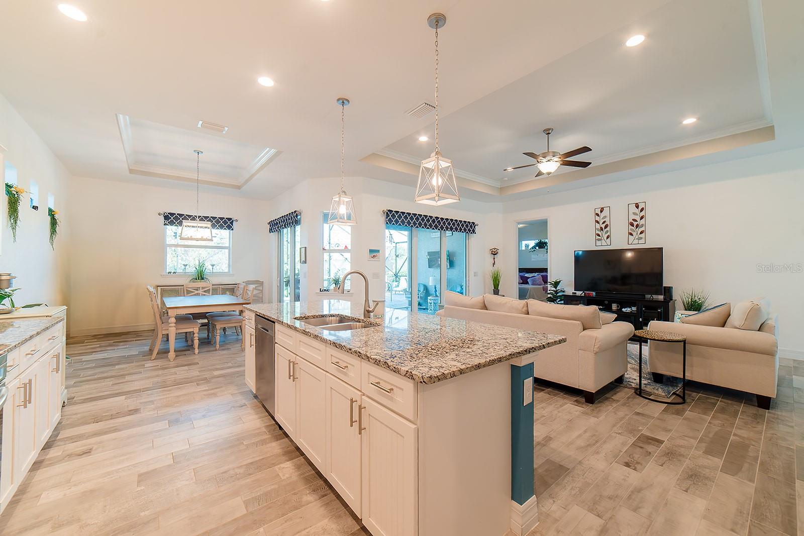 Image 21 of 51 For 122 Glades Drive