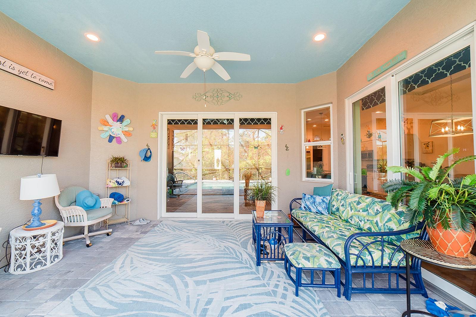 Image 37 of 51 For 122 Glades Drive