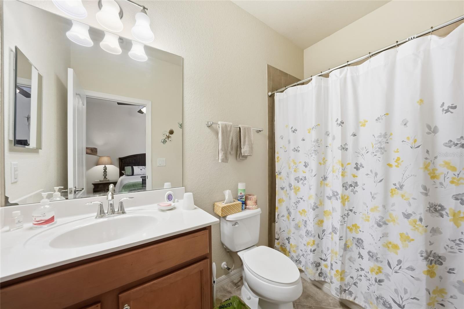 Image 23 of 77 For 11720 Spotted Margay Avenue