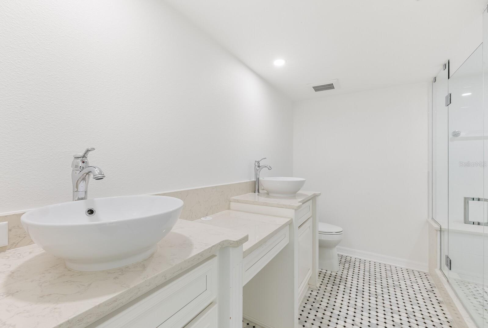 Image 17 of 38 For 5858 Gasparilla Road Mm40