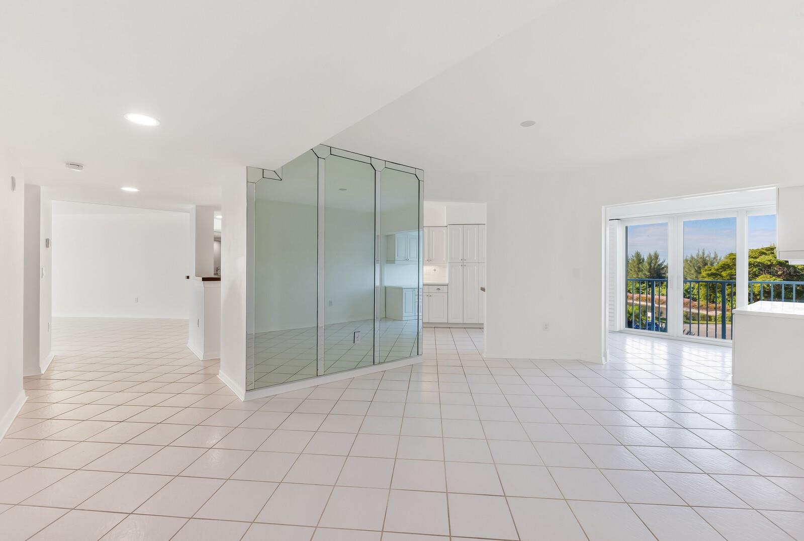 Image 3 of 38 For 5858 Gasparilla Road Mm40