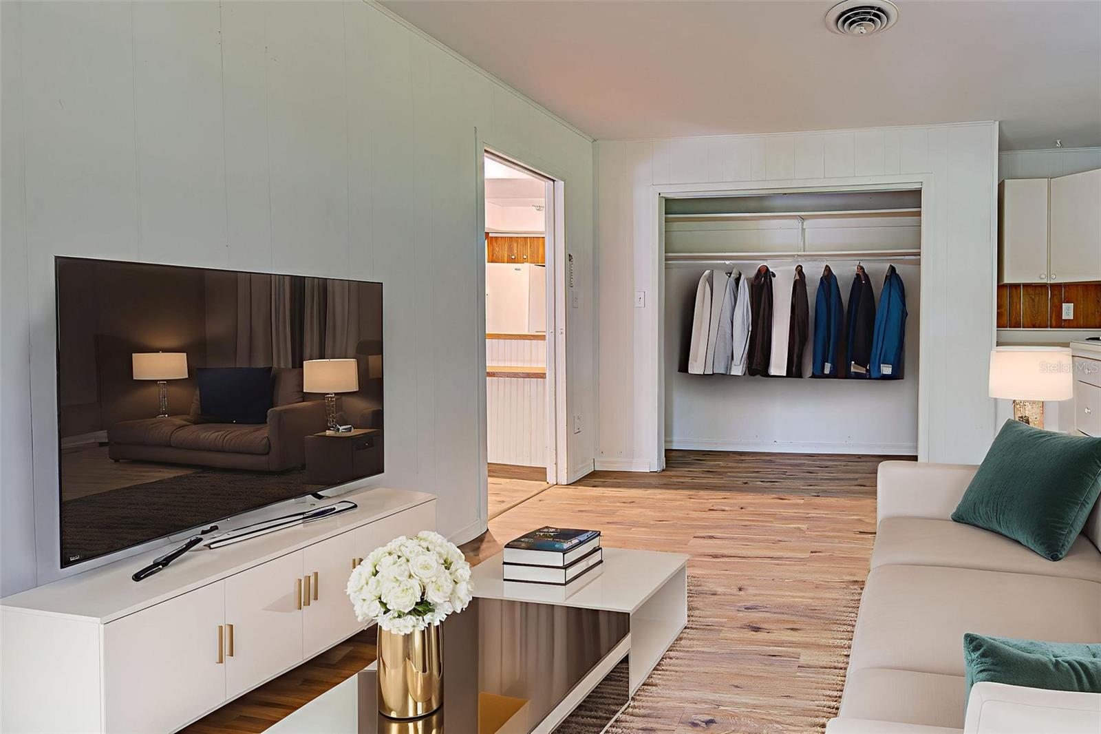 Image 20 of 51 For 425 Morrison Avenue