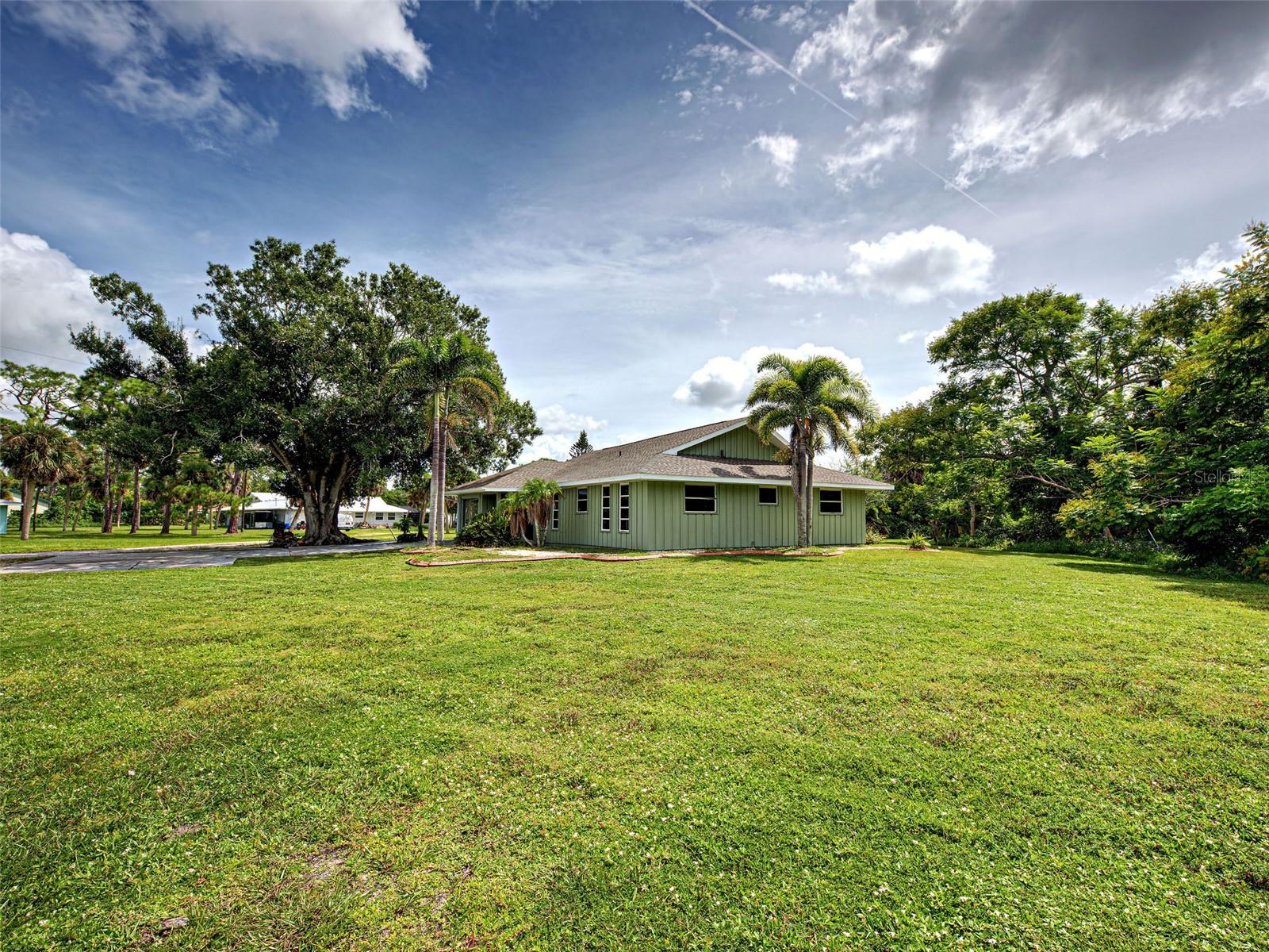 Image 4 of 51 For 425 Morrison Avenue