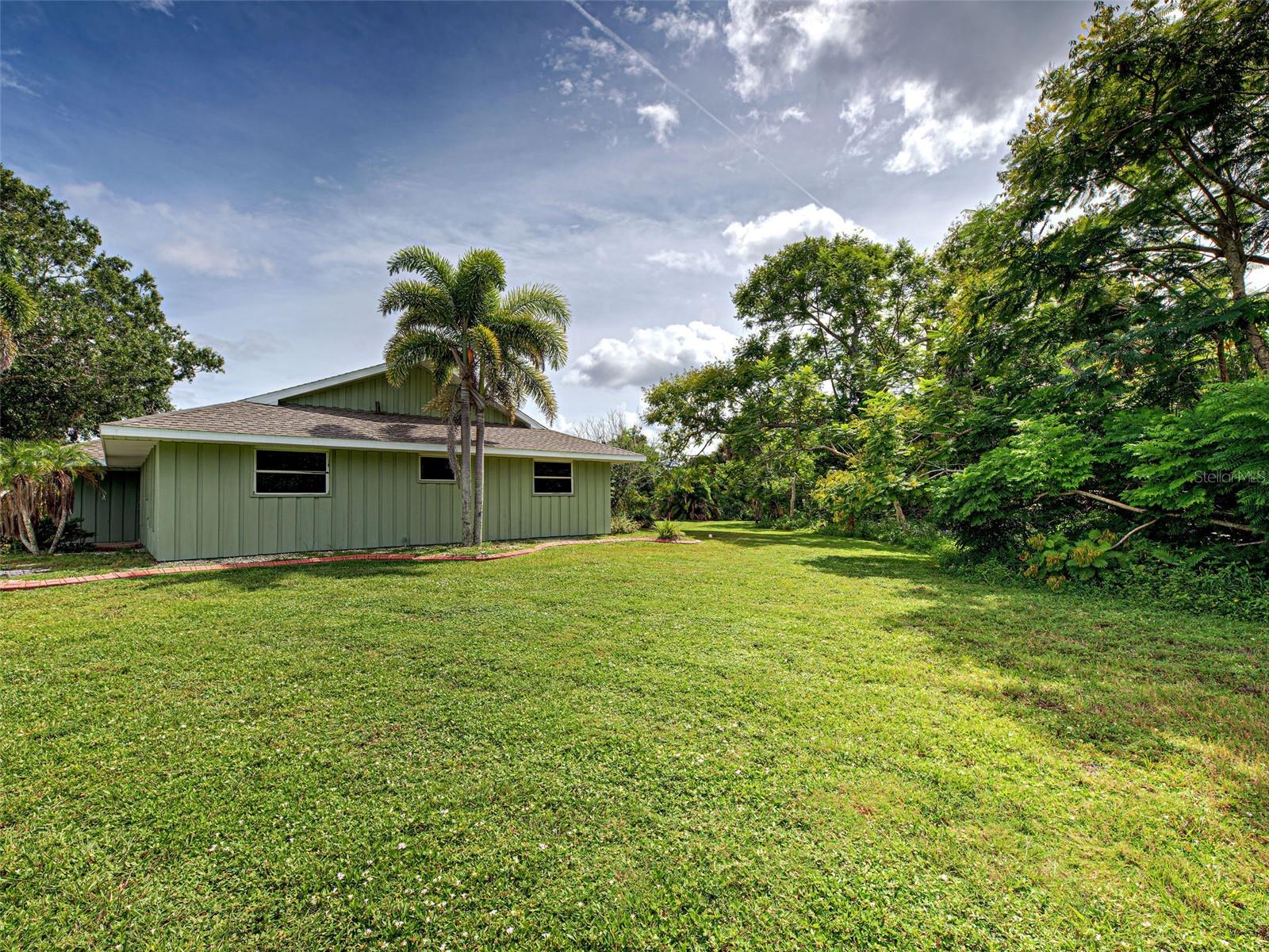 Image 48 of 51 For 425 Morrison Avenue