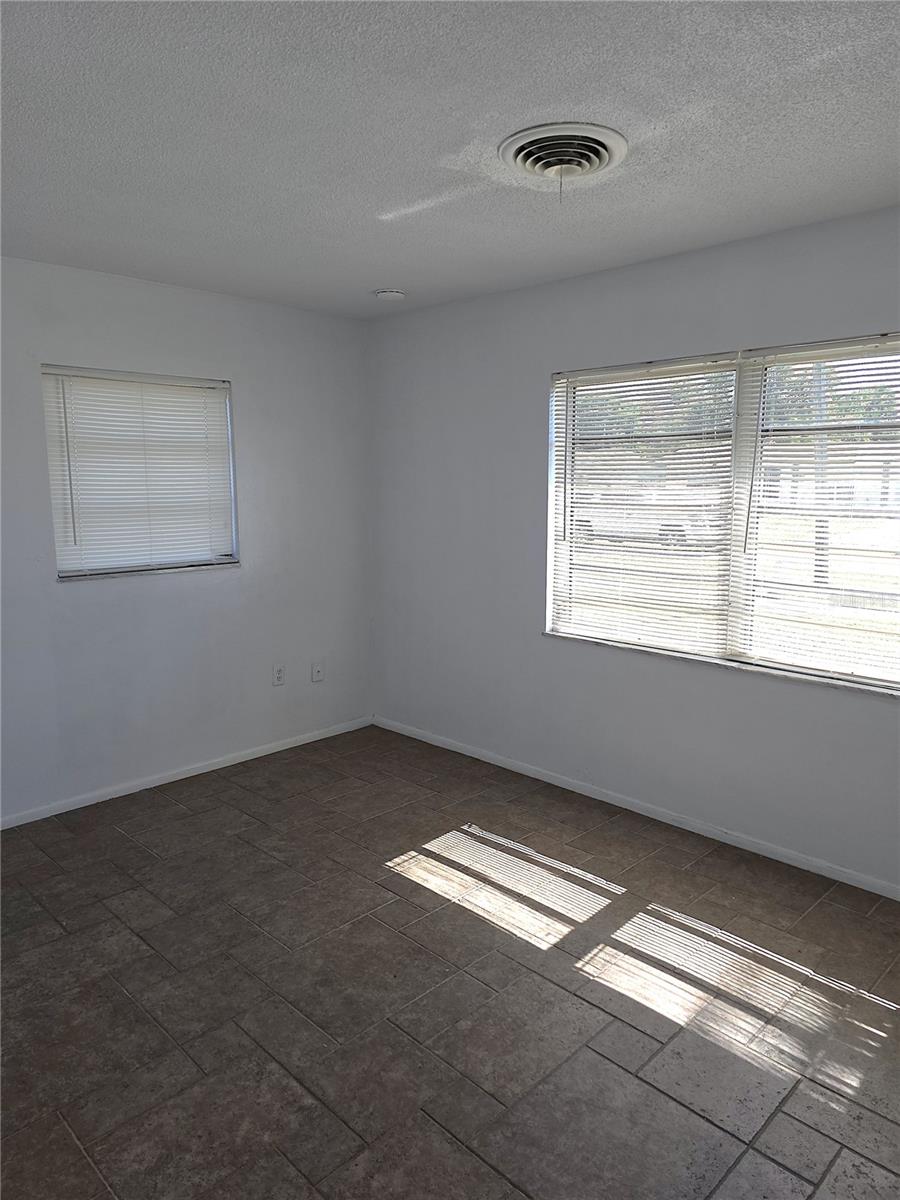 Image 18 of 19 For 22236 Montrose Avenue
