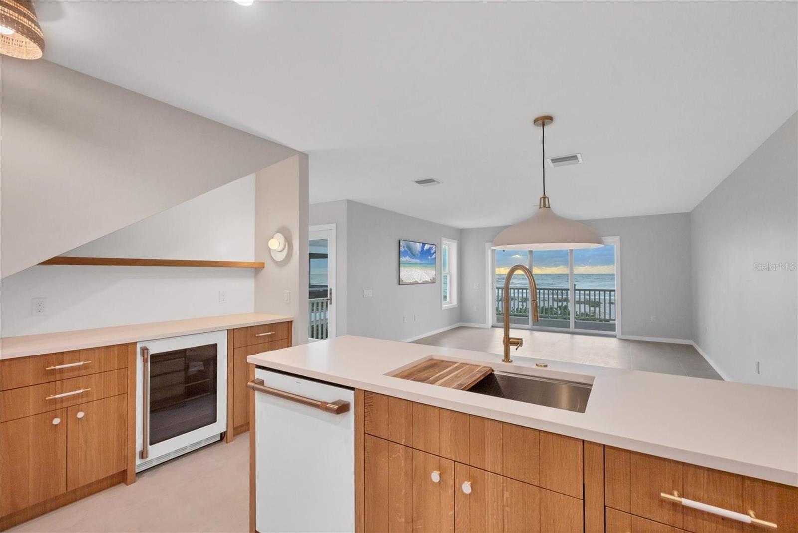 Image 21 of 49 For 290 Gulf Boulevard 18