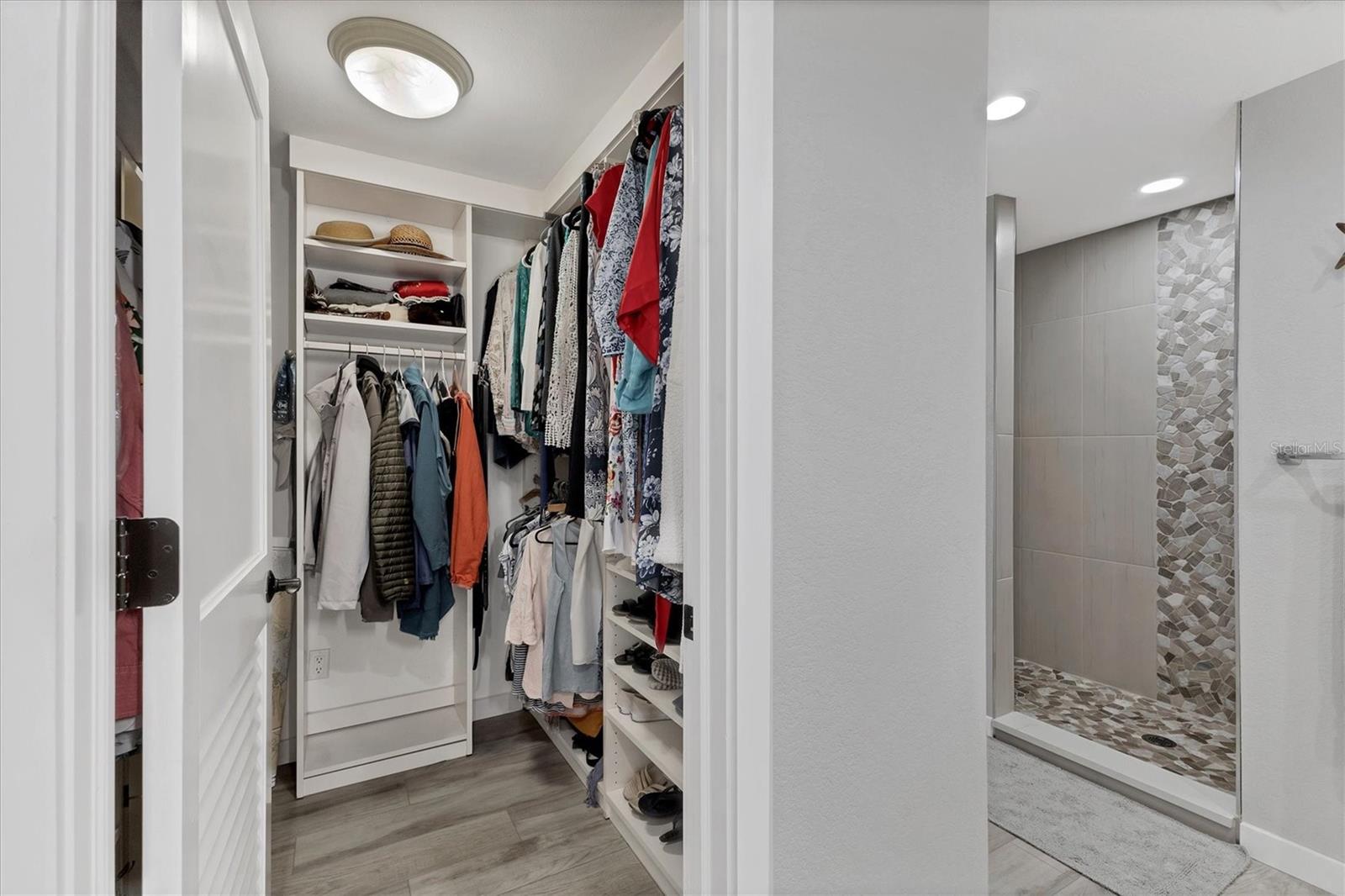 Image 21 of 48 For 11000 Placida Road 302