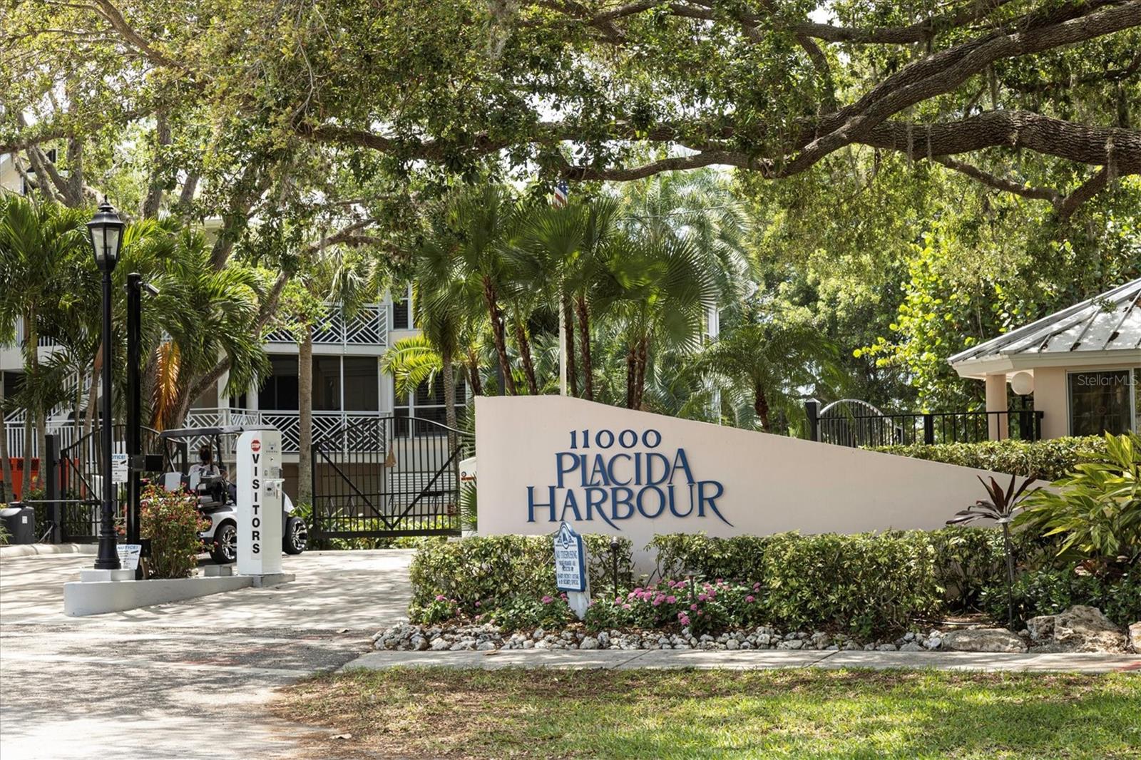 Image 31 of 48 For 11000 Placida Road 302