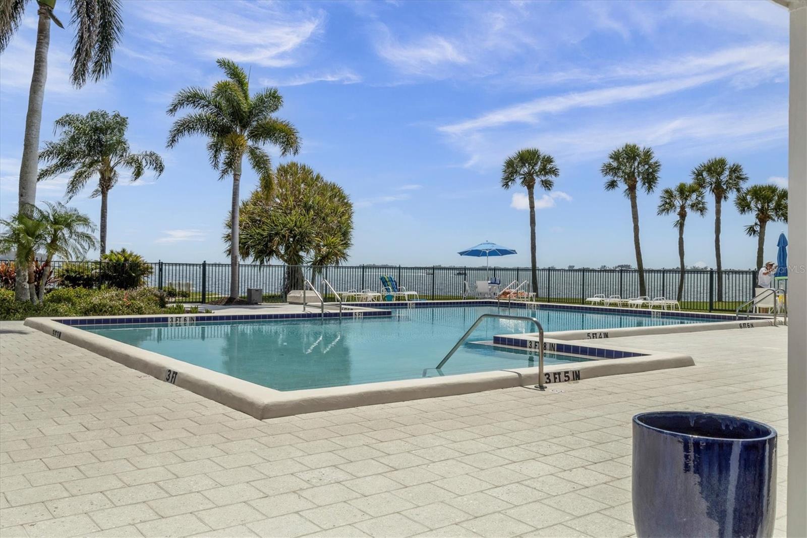 Image 36 of 48 For 11000 Placida Road 302