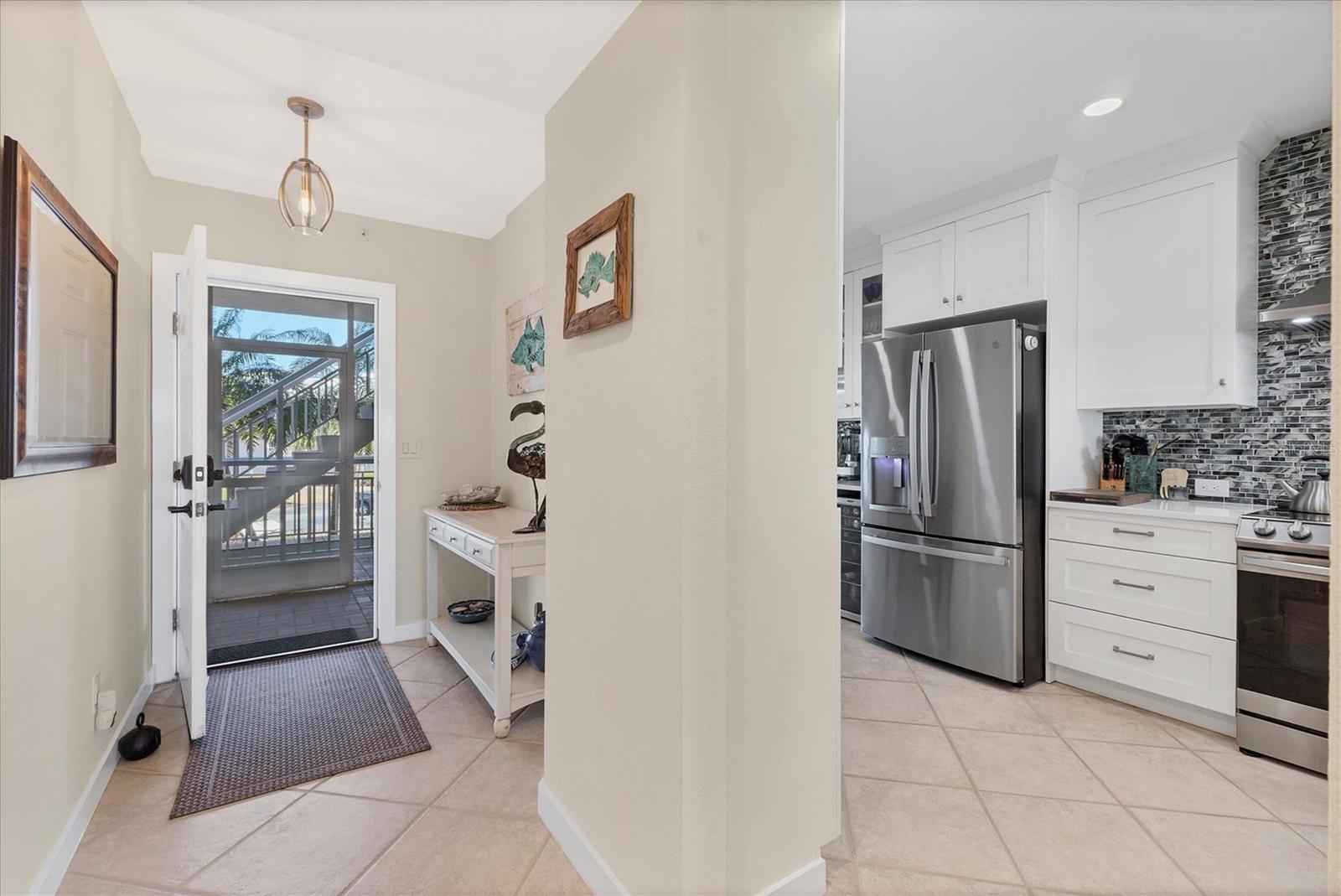 Image 6 of 48 For 11000 Placida Road 302