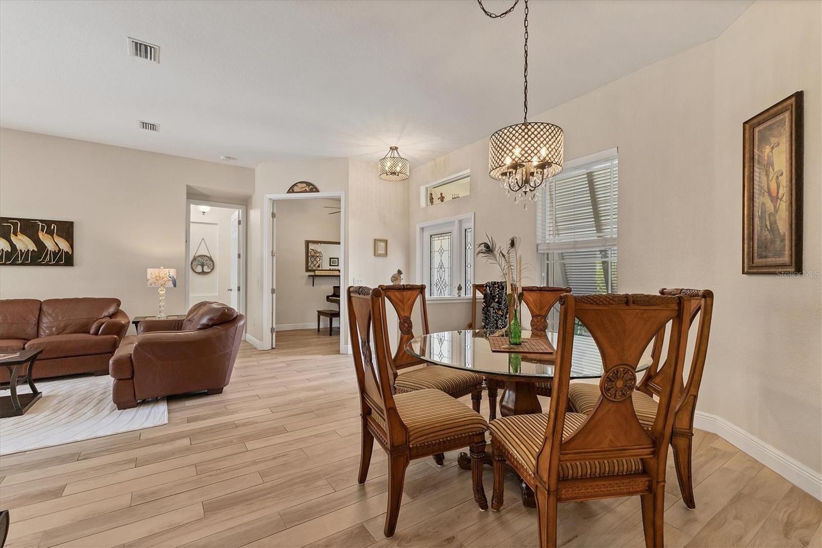 Image 11 of 68 For 15392 Aldama Circle