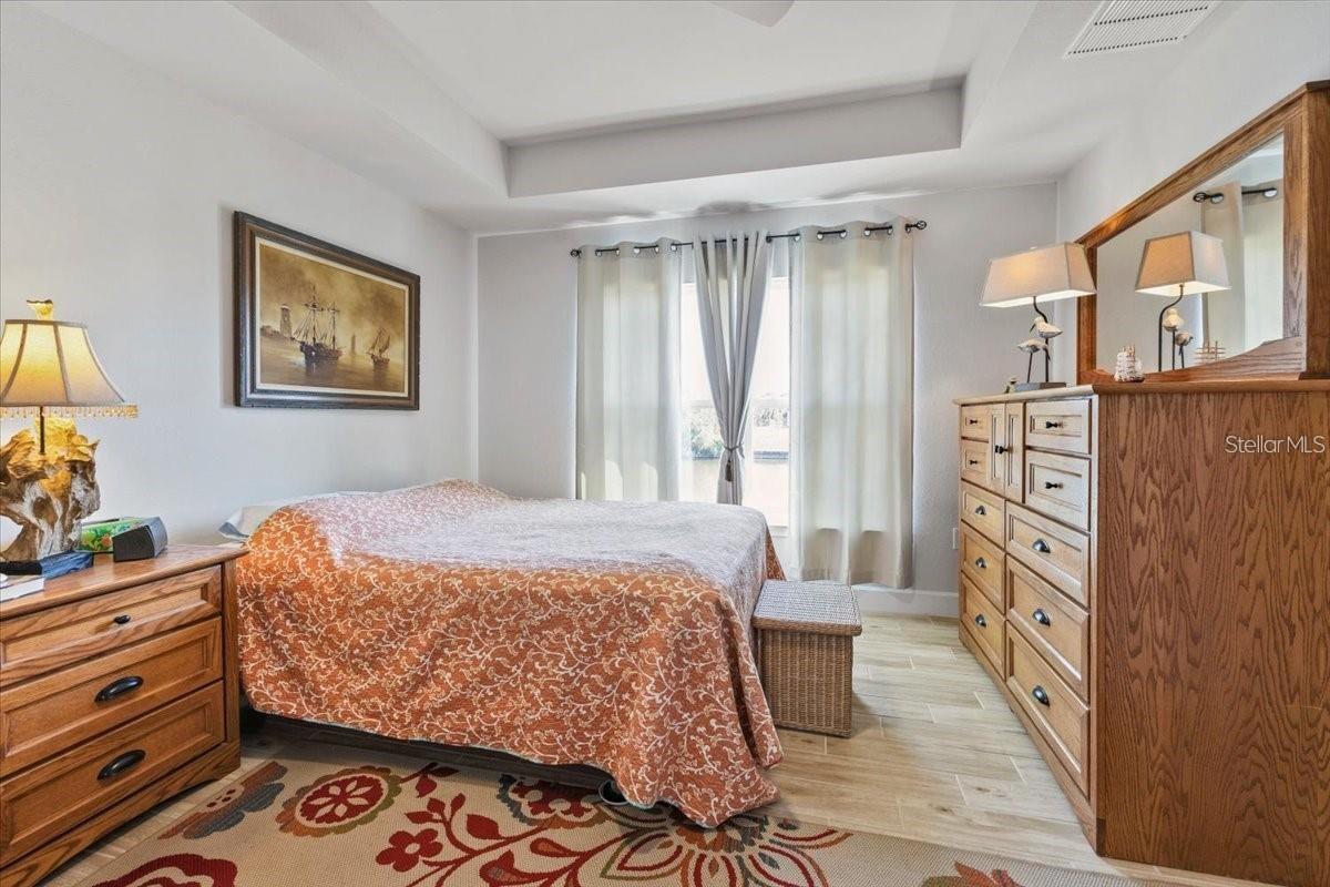 Image 20 of 58 For 15251 Appleton Boulevard