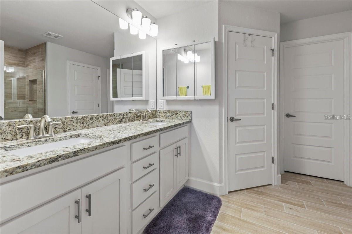 Image 22 of 58 For 15251 Appleton Boulevard