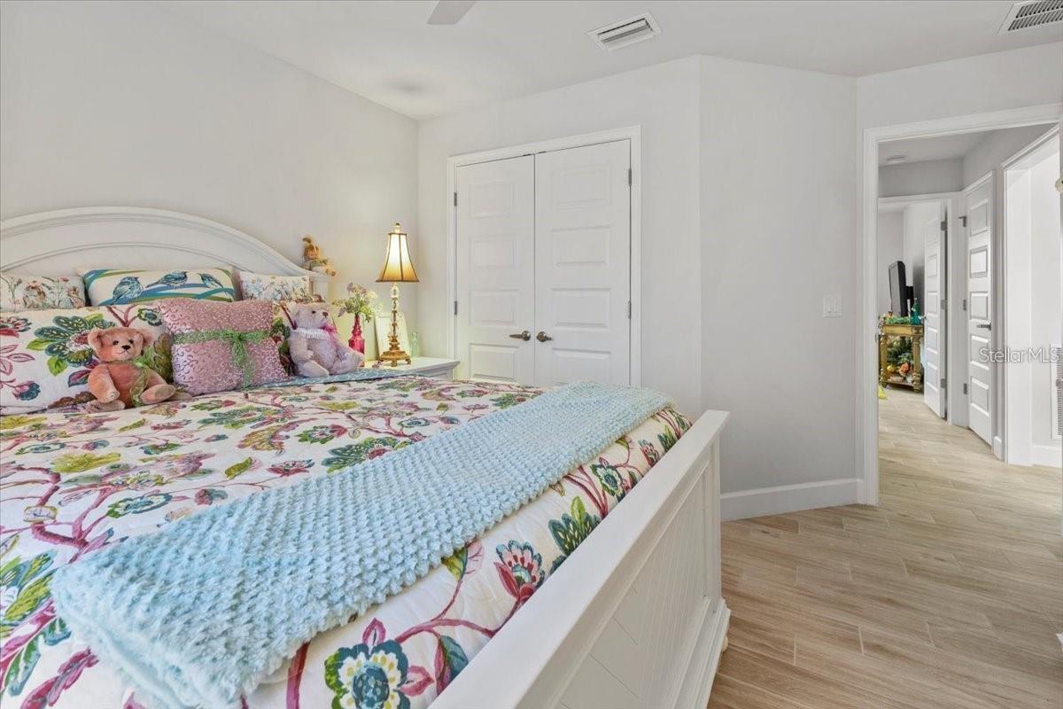 Image 26 of 58 For 15251 Appleton Boulevard