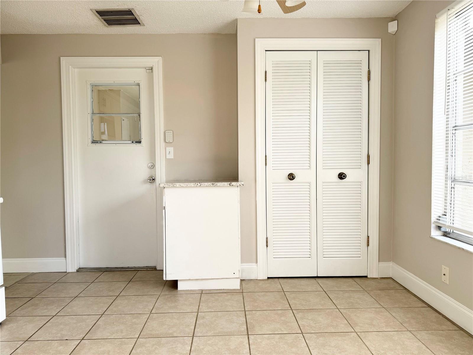 Image 3 of 20 For 237 Matisse Circle N