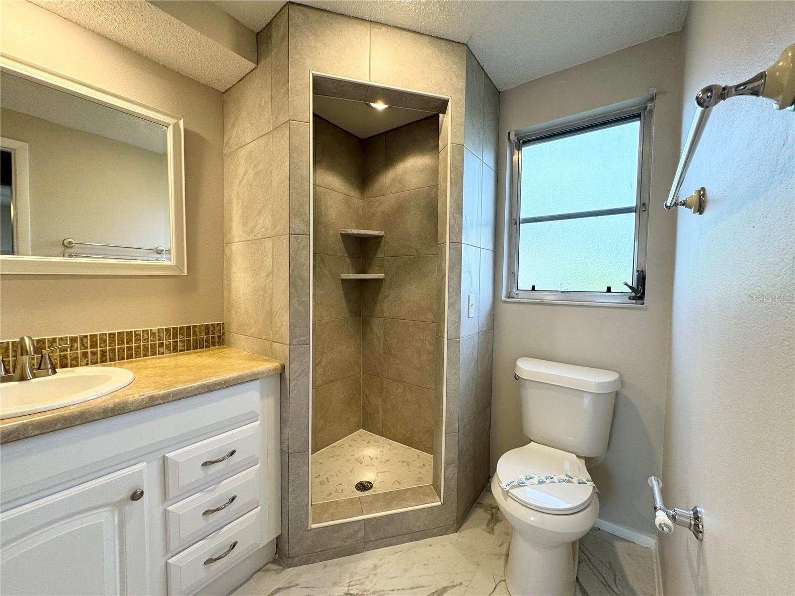 Image 7 of 20 For 237 Matisse Circle N