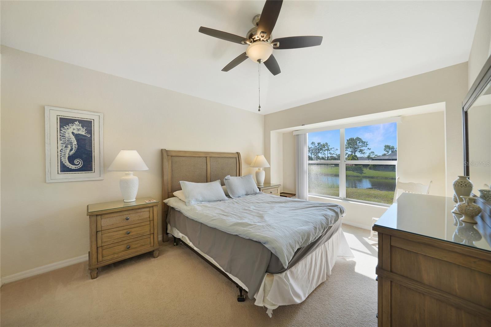 Image 39 of 59 For 1185, 1183,1187 Rotonda Circle