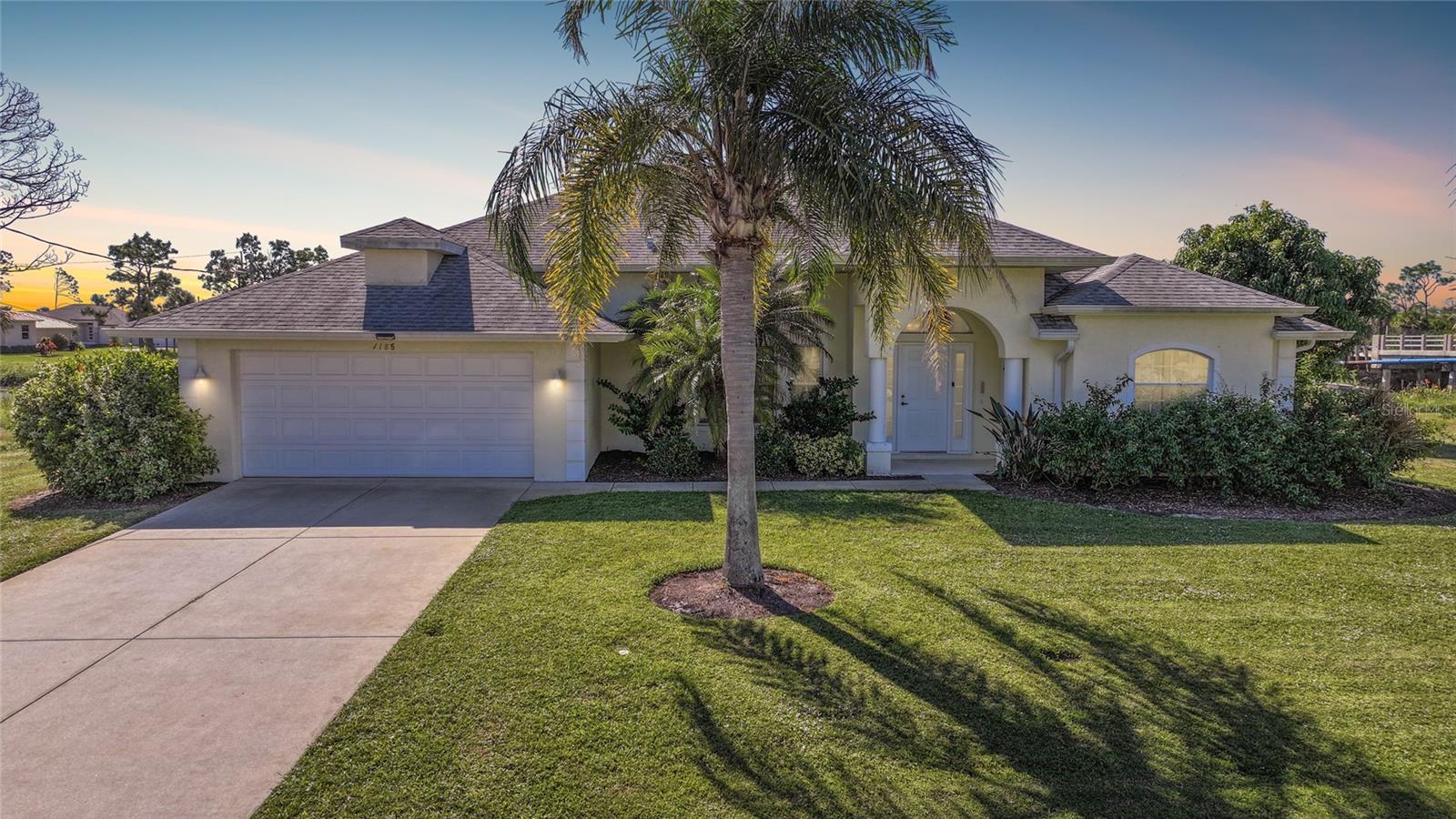 Image 5 of 59 For 1185, 1183,1187 Rotonda Circle