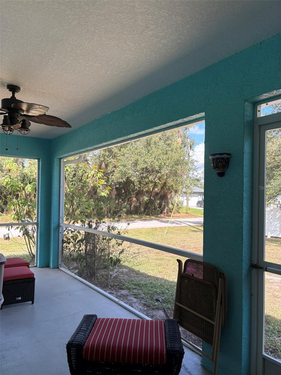 Image 14 of 15 For 16507 Chamberlain Boulevard