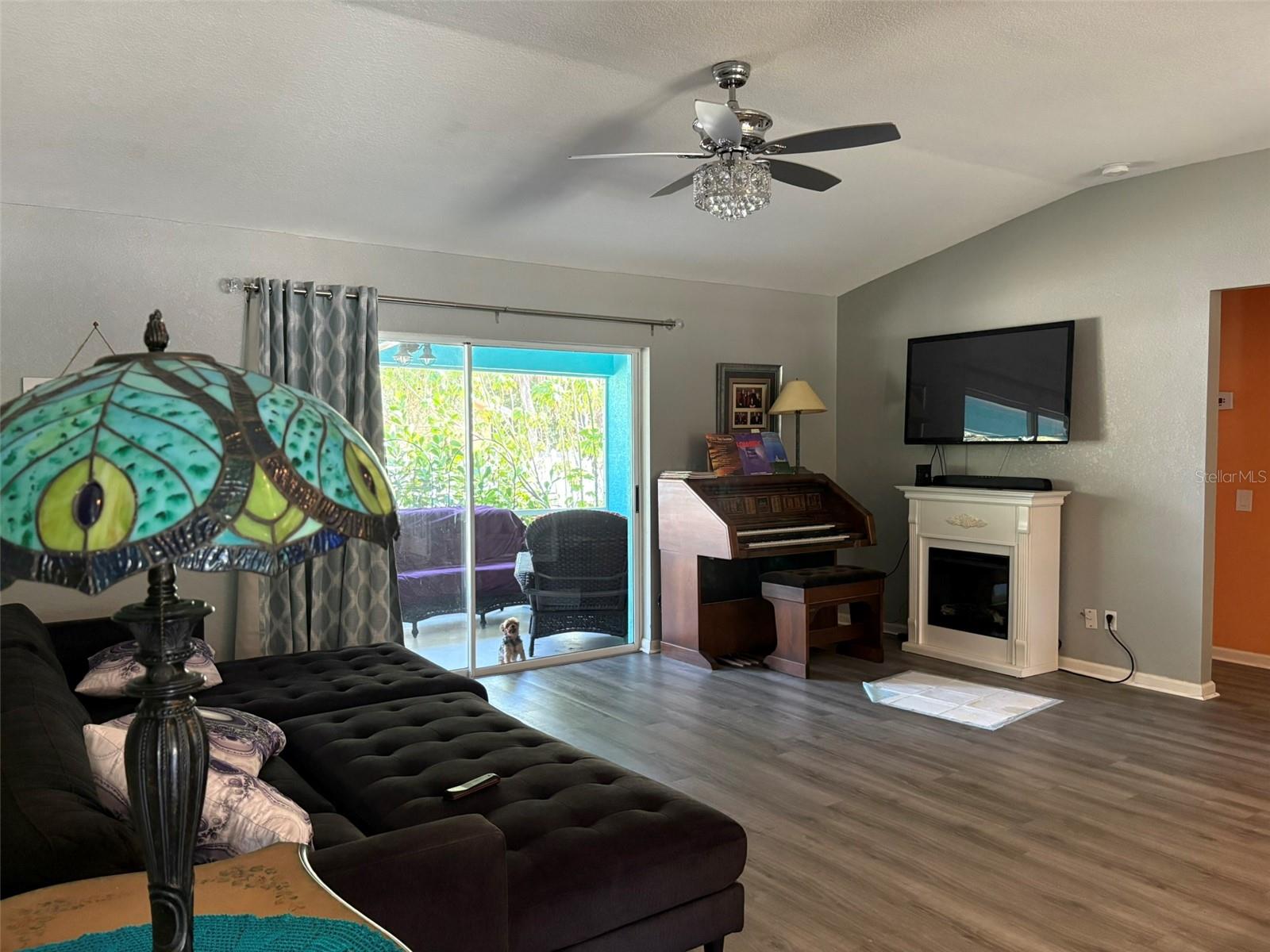 Image 5 of 15 For 16507 Chamberlain Boulevard