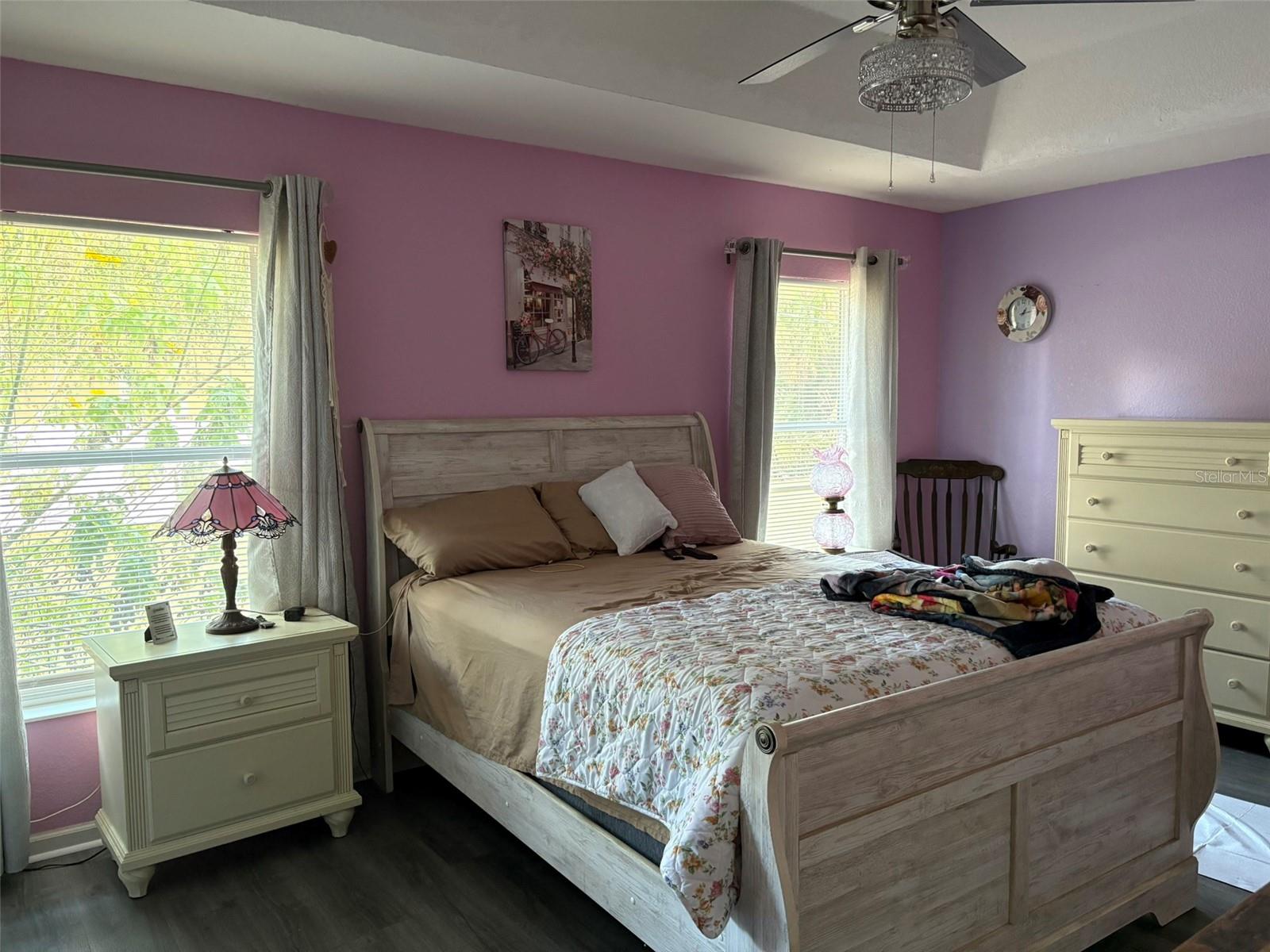 Image 7 of 15 For 16507 Chamberlain Boulevard