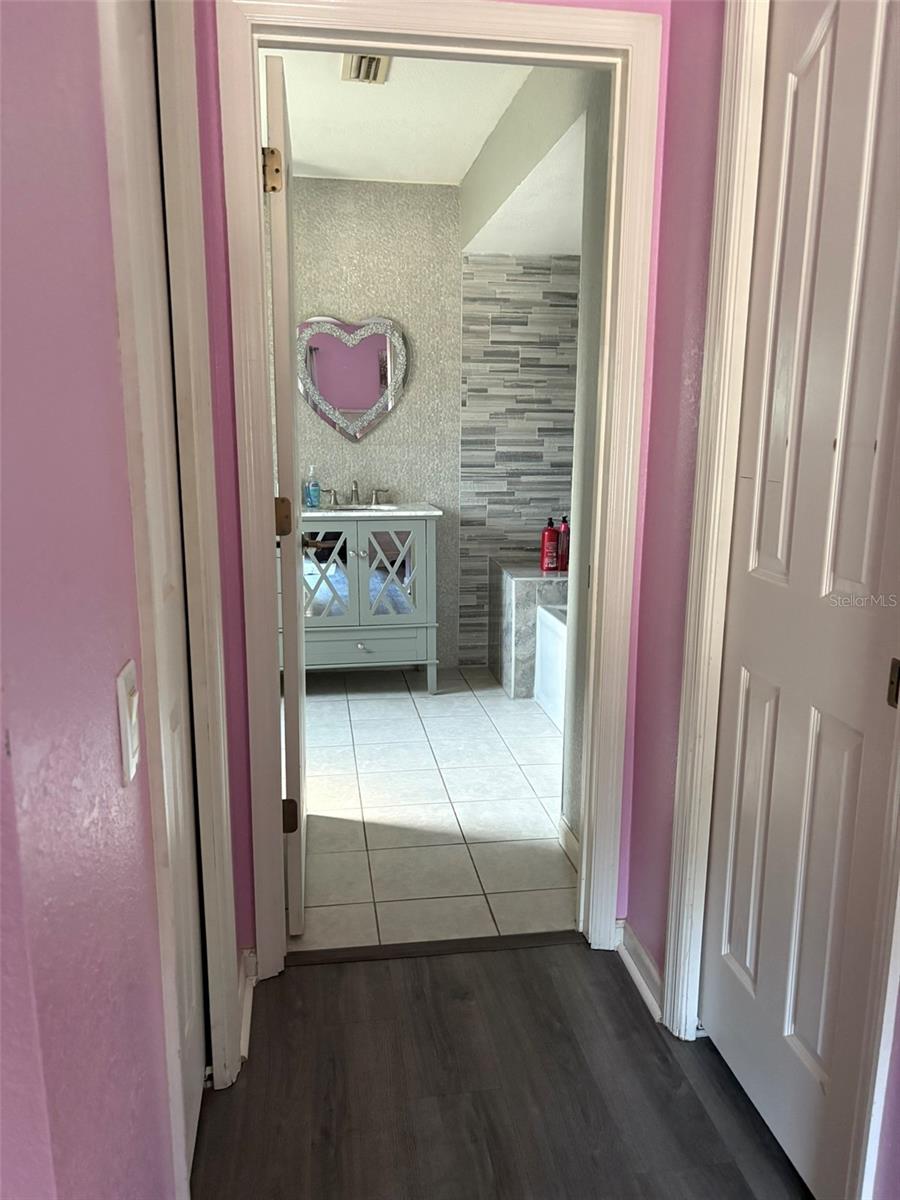 Image 9 of 15 For 16507 Chamberlain Boulevard