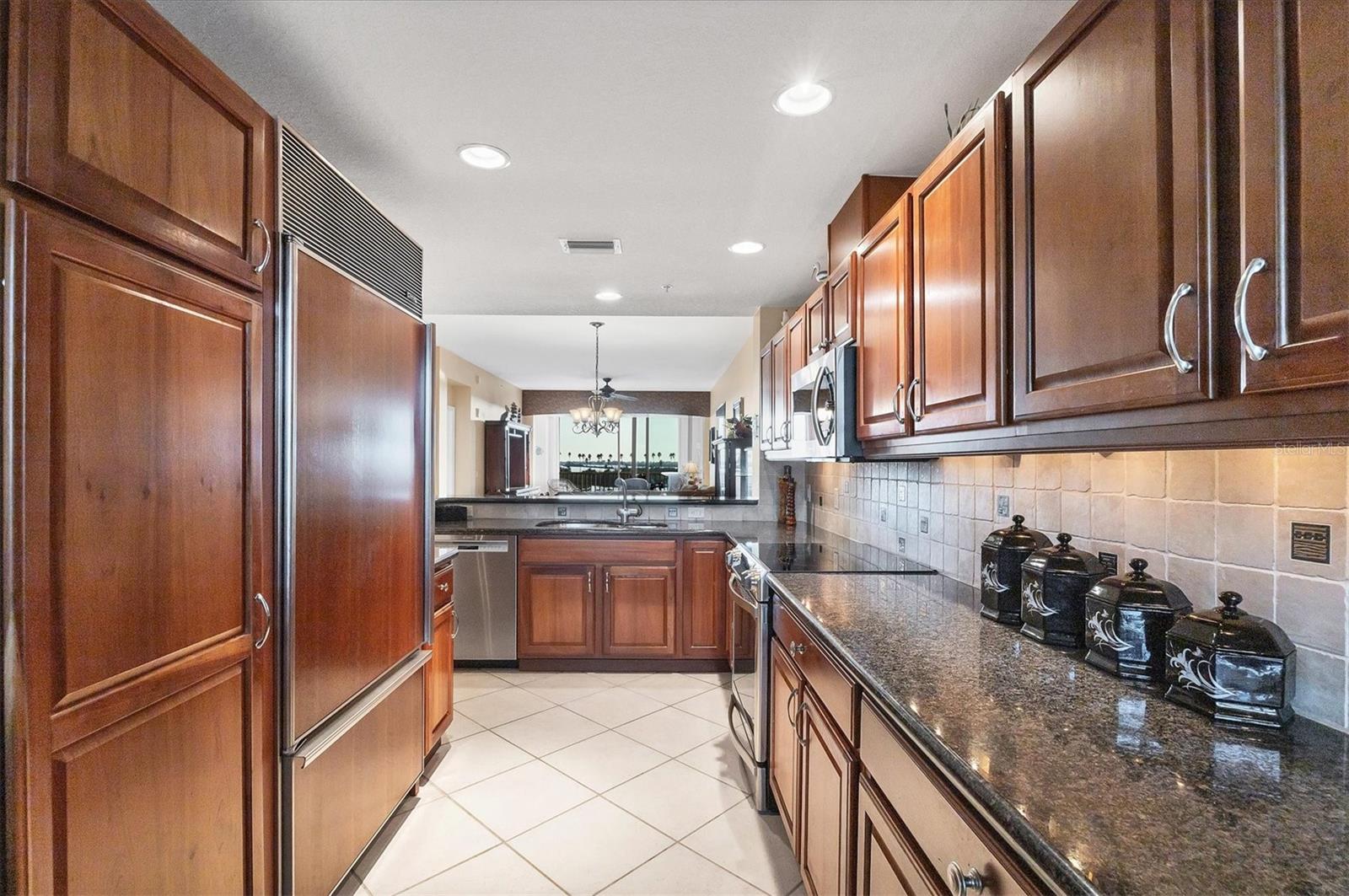 Image 15 of 49 For 13113 Gasparilla Road 403